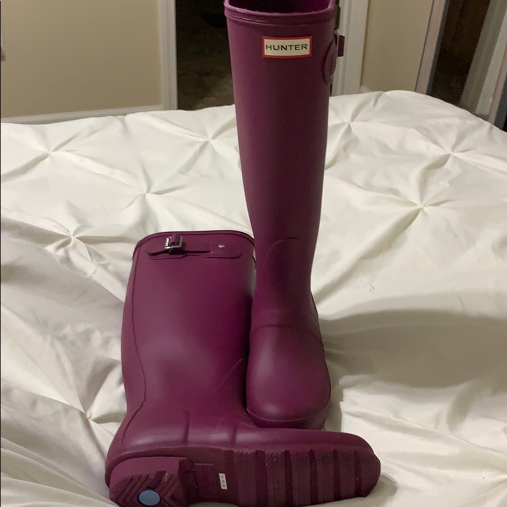 Barely worn hunter boots!